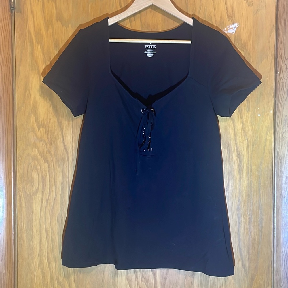 Torrid Front Lace Up Top Sz. 1